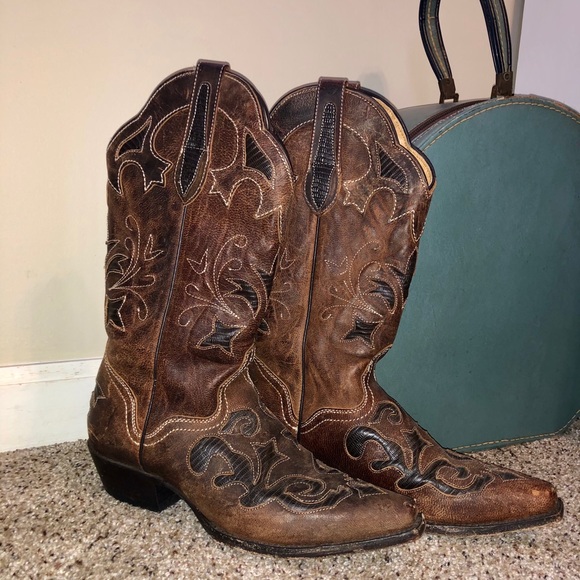 Cowgirl boots - Picture 1 of 4